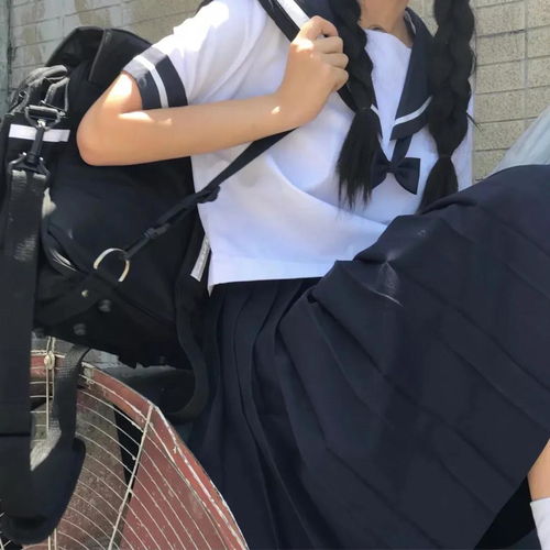 jk妹头像系列星期一的丰满