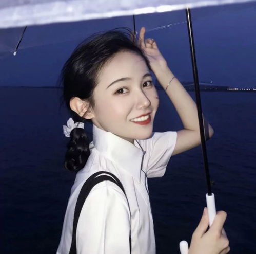 ins超酷的女生头像