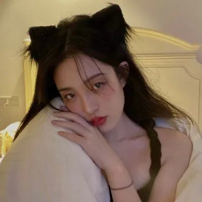 女生头像九月的这个宿舍是别的故事了