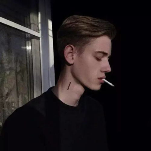 头像爱让人变得有底气被爱的人都了不起
