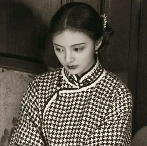 民国的情侣头像复古风