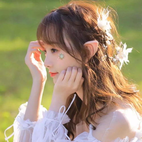 清纯少女头像粉色系娃娃领