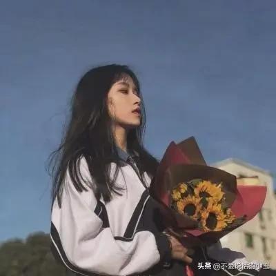 男人真心对待感情的时候,一定会有这三种表现
