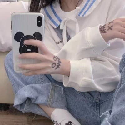 仙女系不露脸女生头像我是不是一不小心没关好心门,让你走了进来