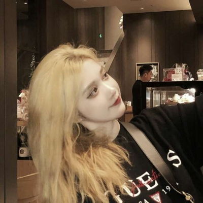 御姐系闺蜜头像可爱女生