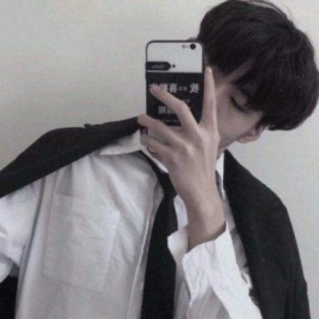 最新男头像关于你提起皆是遗憾