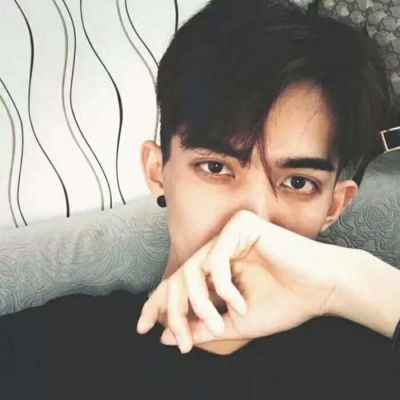 孤傲高冷男头像,我想去有你的未来