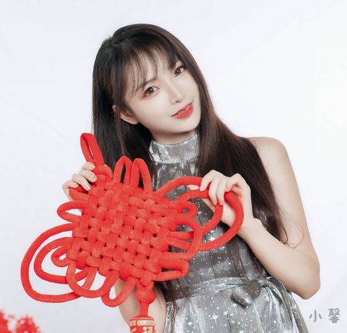 那些被年龄焦虑pua的轻熟女孩