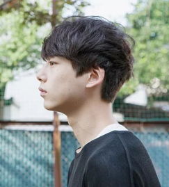 男友穿搭指南女生们喜欢的盐系男生都是这样穿