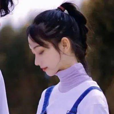 情侣头像情侣头像真人版两张清晰的0527期