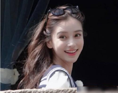 跑男路透放出angelababy像少女,吴宣仪蔡徐坤只有18岁
