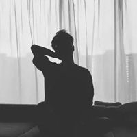 真人背影头像图片男