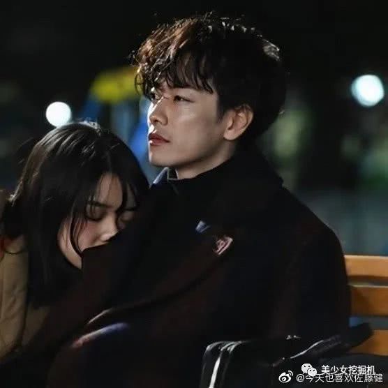 20岁的热血男高校草,30岁的禁欲系贵公子,他怎么做到越老越妖的