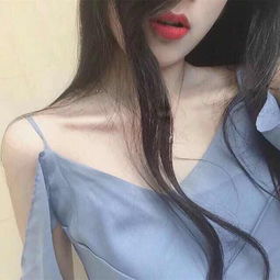 甜系女头像不露脸锁骨