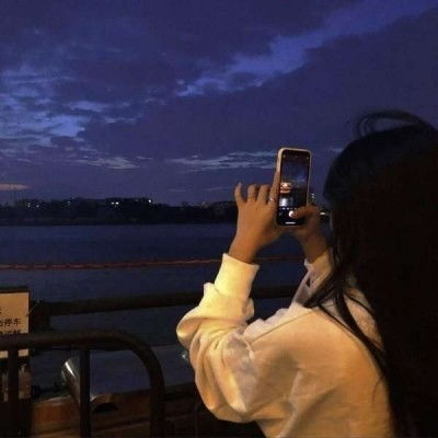 看哭9.9亿女孩的文案
