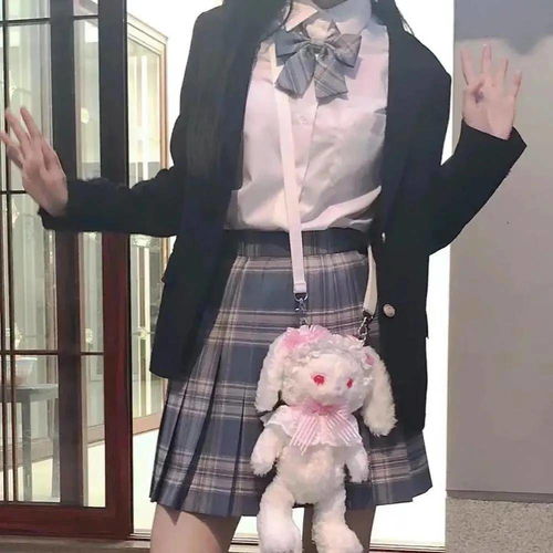 一眼万年jk风头像,快和小姐妹一起换,浪漫句子