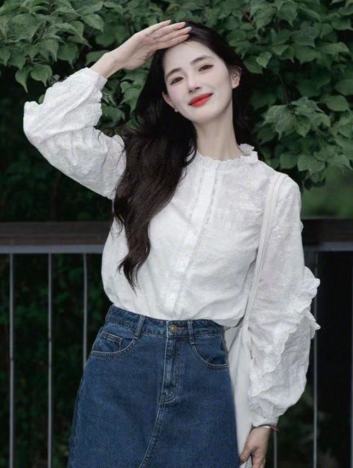 跟着李兰迪学治愈系穿搭,简约气质,通勤女生必备