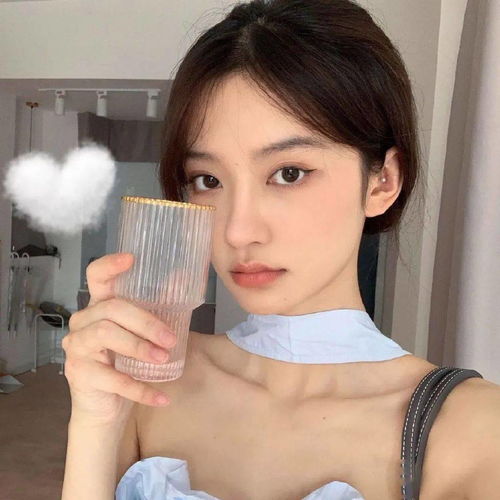 头像想和你浪费一切