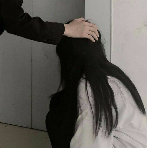 有没有黑白的情头