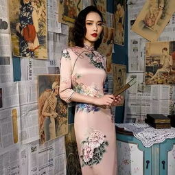 时尚精品,复古丝绸旗袍,穿在身上超有质感