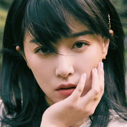 头像阚清子头像海边