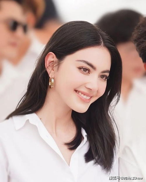 浓颜系长相简直太美了不管男生还是女生,帅气又惊艳