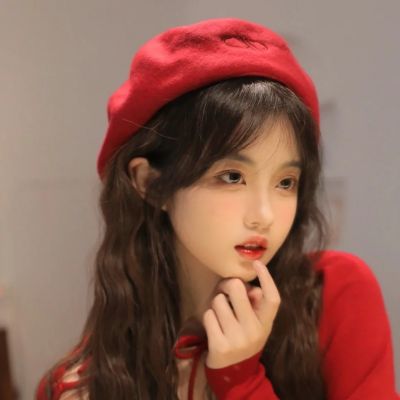情侣头像2022最新版一男一女卡通因为没有一见钟情的皮囊也没有日渐生情的耐心