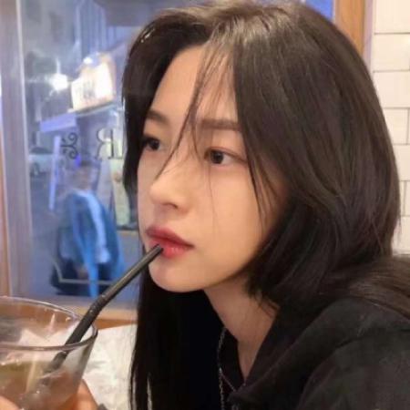 非主流女生qq头像,可爱系的美女卖萌的