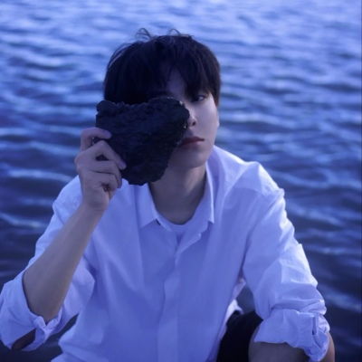 林仄琛蓝色系大海男头我爱你众所周知
