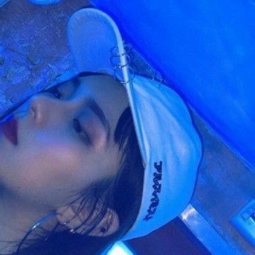 高冷蓝色调女生头像,女生头像图片