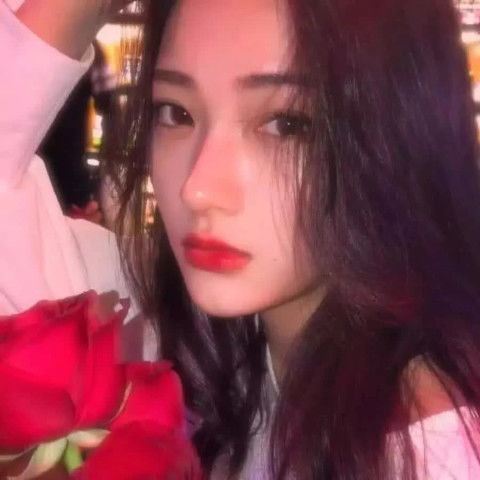 ins超少女女生头像我追求了一生的春天,你一笑,便是了