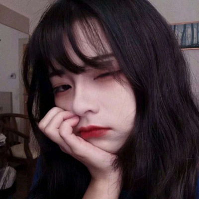 头像女动漫暗系高冷