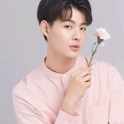泰国甜系男孩黄明明,inssaintsup