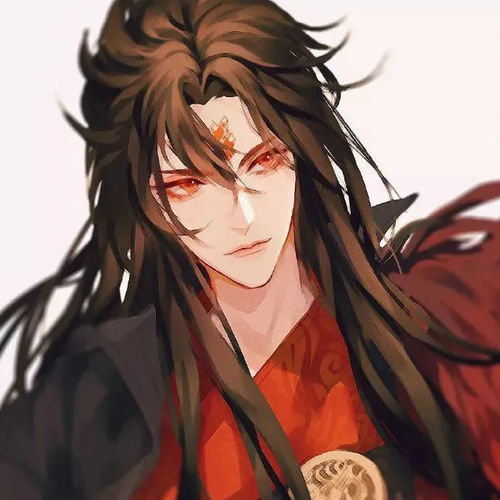 男头一个少年闻起来,像雨前的月光
