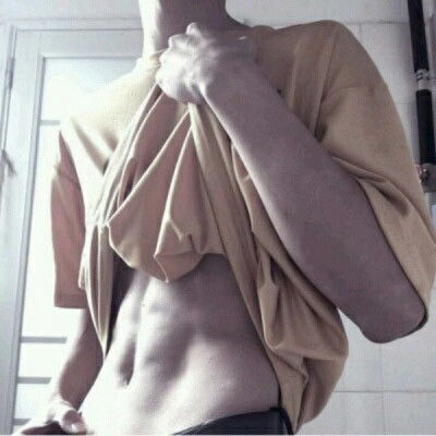 6块腹肌照片男生部位头像