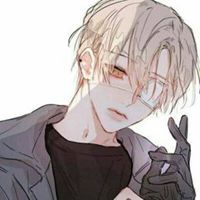 qq头像男生动漫抽烟