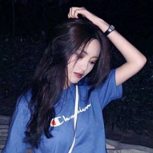 有没有跟这张头像差不多的