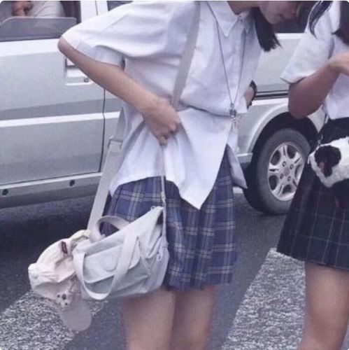 仙女系超暖闺蜜头像每个女孩子都是银河遗落在世间的星星