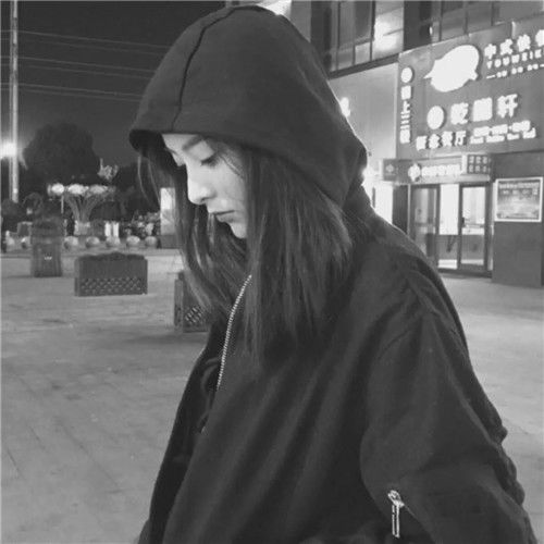 情侣头像黑色系超拽黑白
