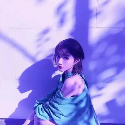 女生头像紫色系韩版,这种贼好看的换头像吗