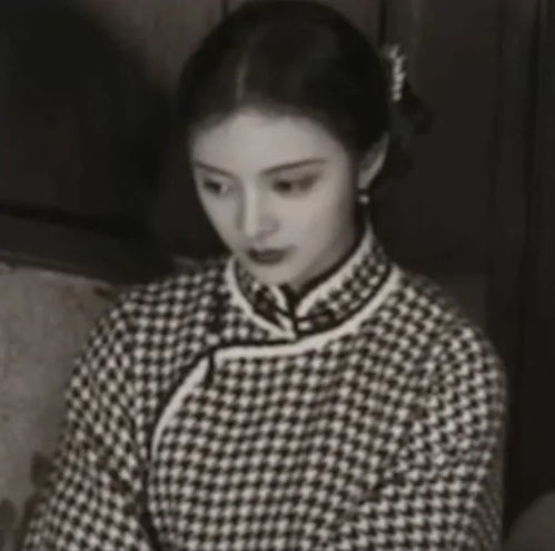 复古风情侣头像