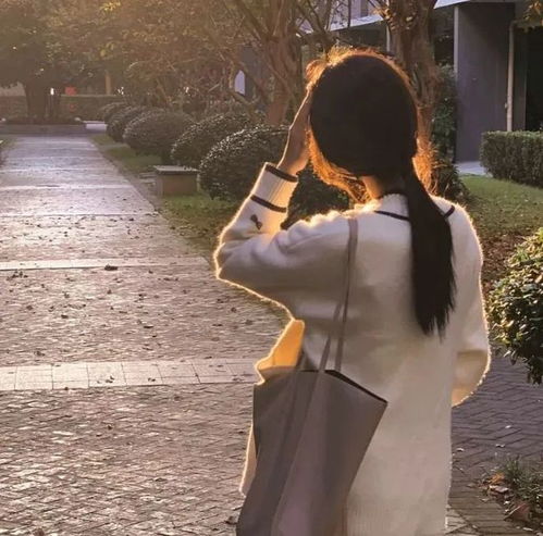 氛围感拉满的女生头像