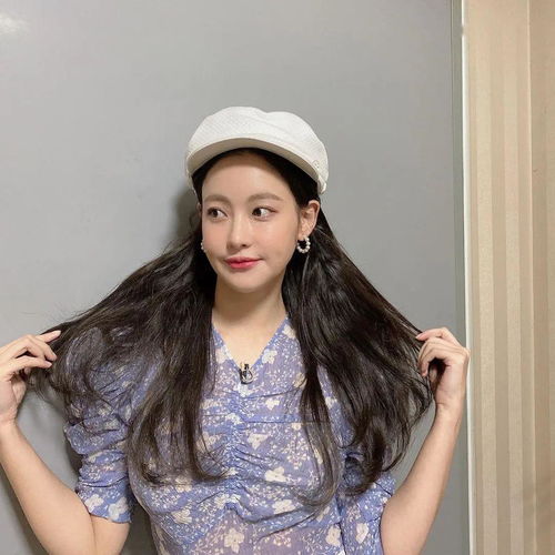春天疯狂种草的这些治愈系穿搭,连同少女心一起打包