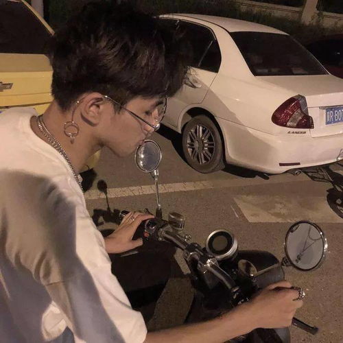 心心念念的男生头像