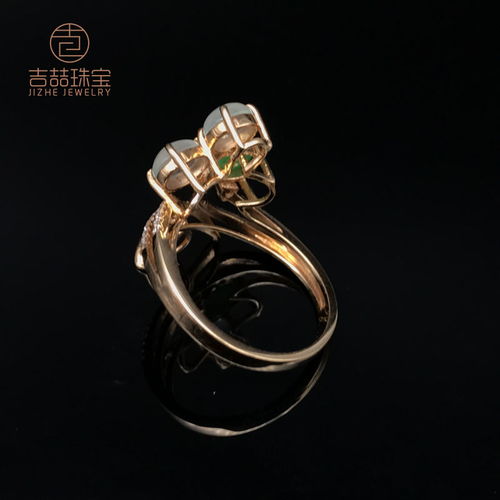 翡翠戒指设计师揭秘高平金店珠宝设计之光