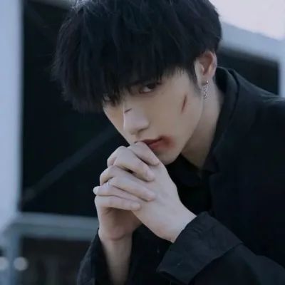 男生头像头像男生霸气冷酷真人狠狠的眼神正是你成熟的表现第220期