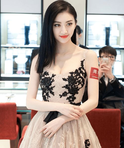 娱乐圈最干净的4大女星,最后一人向华强都礼让三分