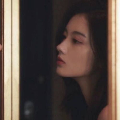 招桃花高级感小众真人优质女生头像205