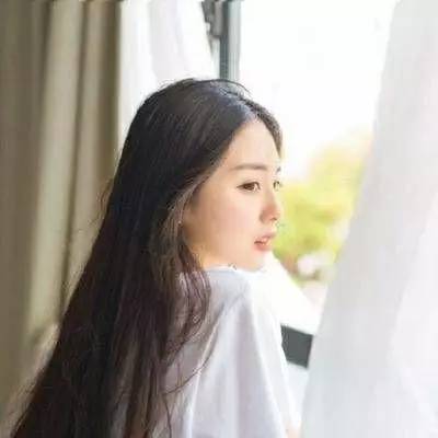 相亲认识了一个海归男,第一次见面他做的事就让我想吐