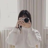 白色治愈系图片头像女毛衣